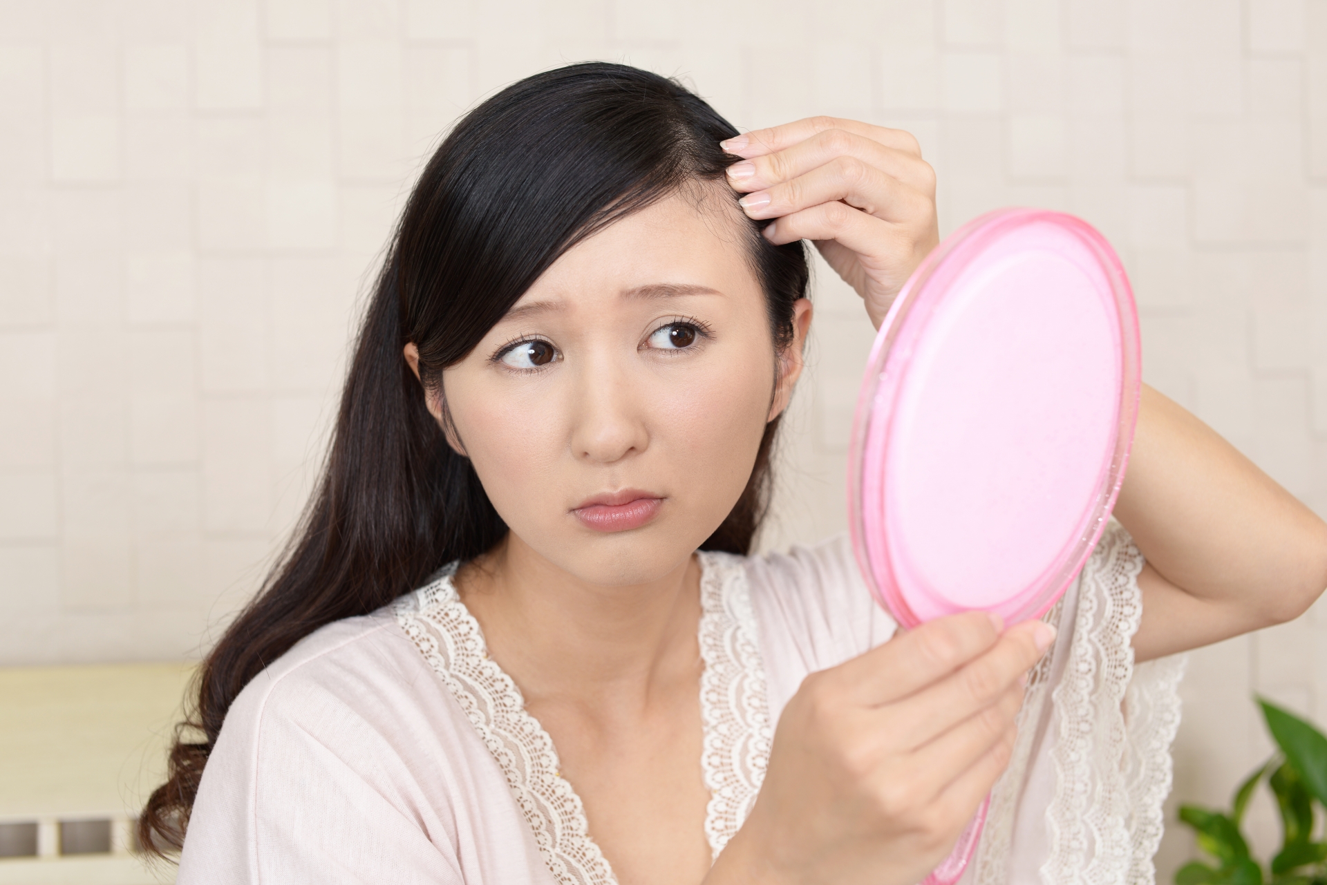 女性 白髪